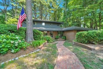 Building Photo - 1284 Alanton Dr