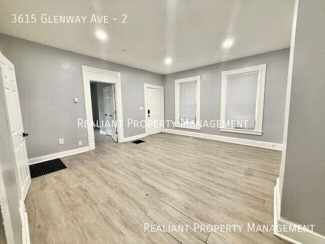 Foto del edificio - 3615 Glenway Ave