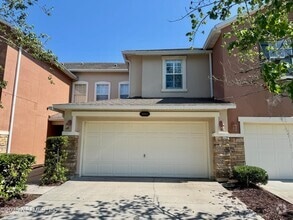 Building Photo - 6067 Bartram Village Dr