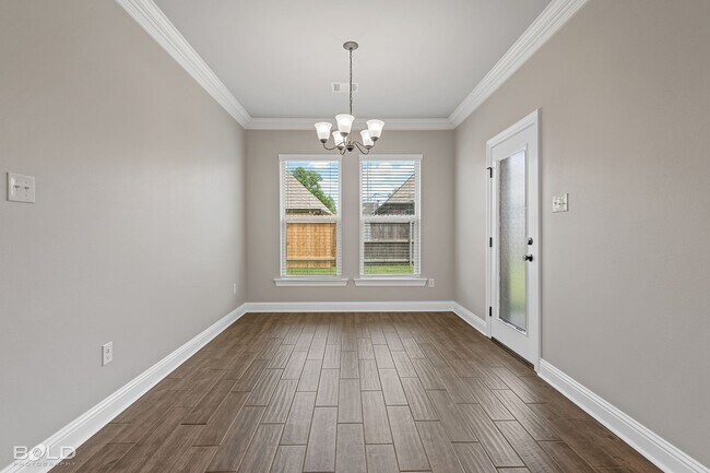 Building Photo - Beautiful 3 bedrooms 2 bathrooms