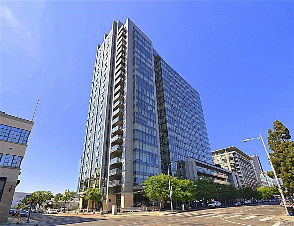 Foto principal - 1155 S Grand Ave