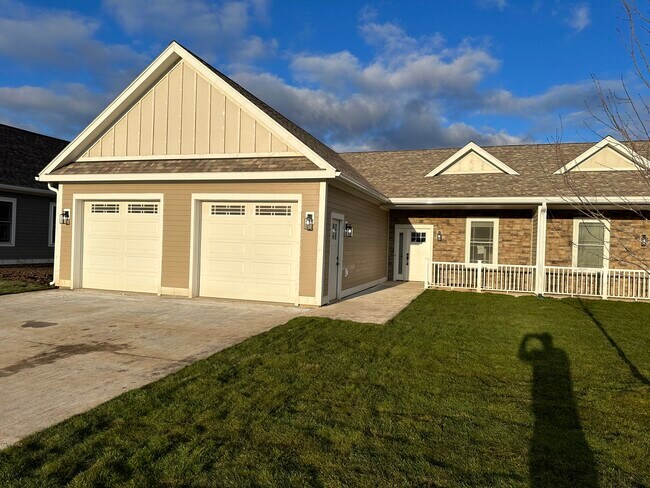 Foto del edificio - 259 Liam Ln