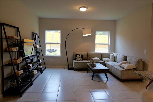Building Photo - 6817 Ranchito Dr