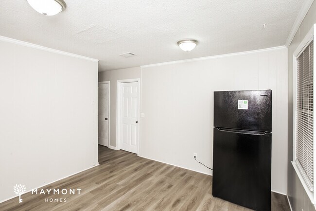 Foto del edificio - 813 Seton Rd