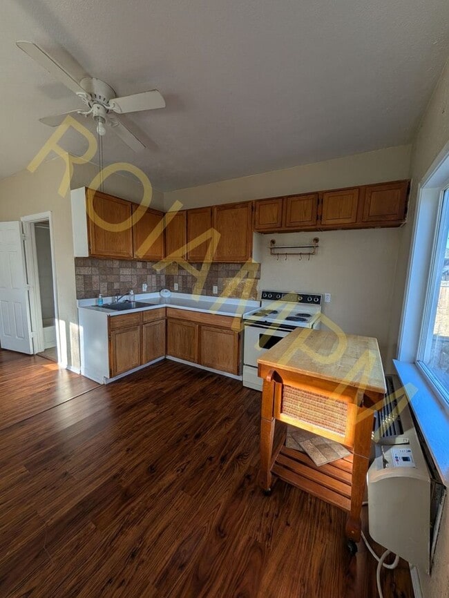 Building Photo - 525 Jefferson St