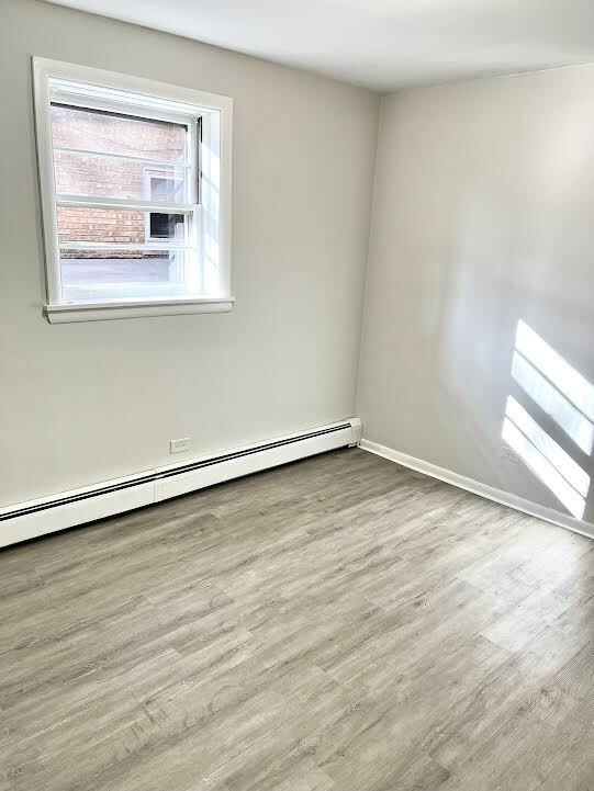Foto del edificio - 8022 Oriole Ave