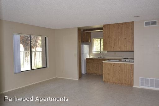 Primary Photo - 2636 N Indian Canyon Dr