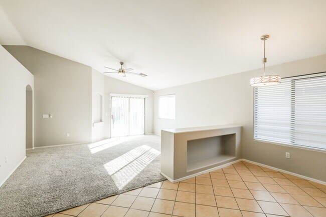 Foto del edificio - 6737 W Greenland Ct