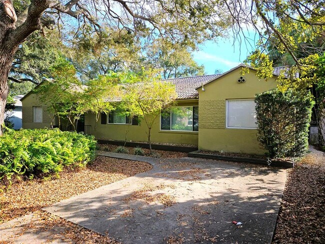 Foto del edificio - 1746 23rd Ave N