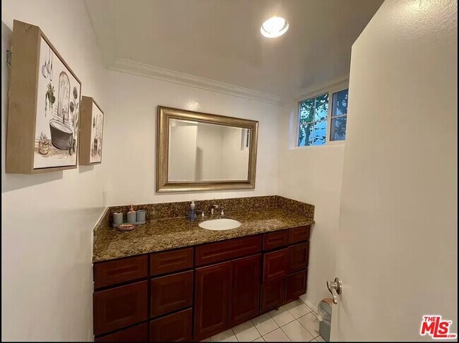 Foto del edificio - 1115 22nd St