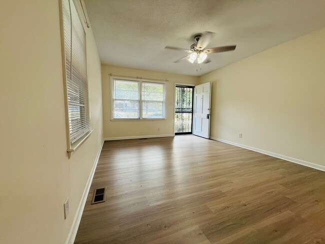 Foto del edificio - Savoy Heights