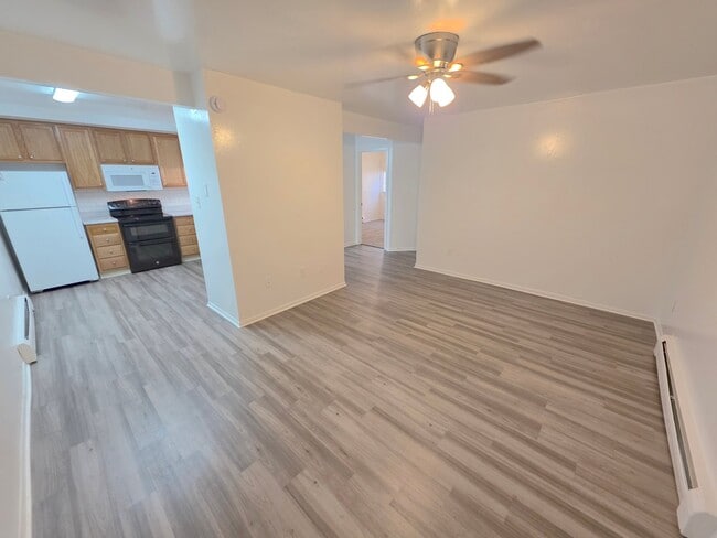 Photo - 1330 Zephyr St Apartment
