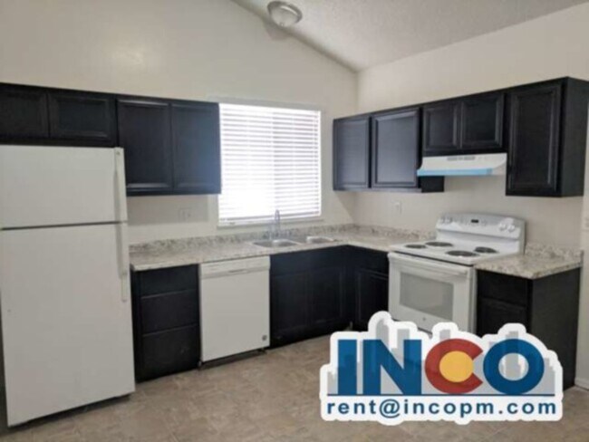 Foto del edificio - 14800 E 43rd Ave