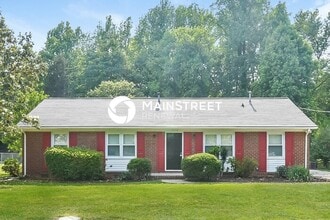 Building Photo - 304 Springtime Dr