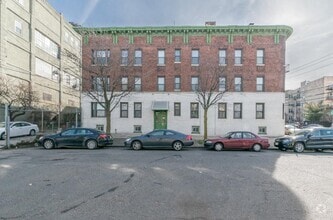Building Photo - 46 Broadway