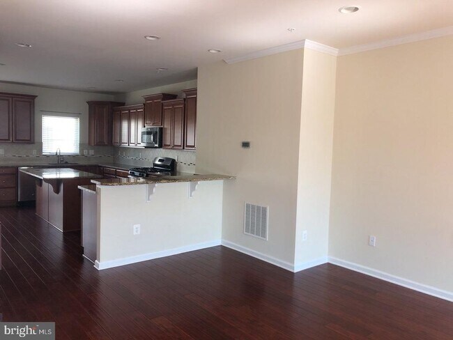 Foto del edificio - 7242 Brinley Way