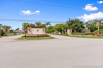 Building Photo - 2987 Bent Pine Dr