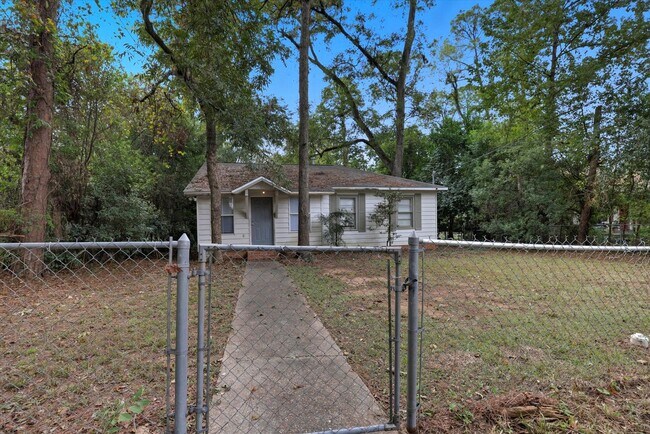 Foto del edificio - 519 W 6th Ave