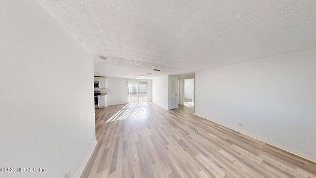 Foto del edificio - 5246 Devron Dr