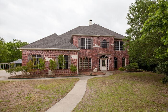 Primary Photo - Ranch Living with a Pool in McKinney