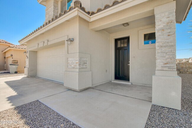 Building Photo - 14508 Dominic Azcarate Dr