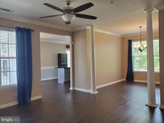 Building Photo - 15605 Everglade Ln
