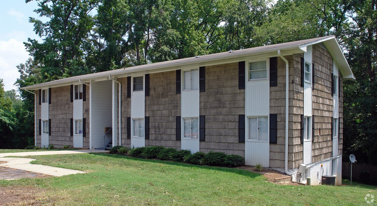 Building Photo - Moses Court Apartment Homes