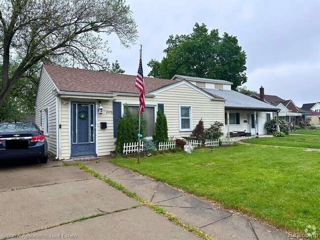 Building Photo - 24783 Outer Dr W