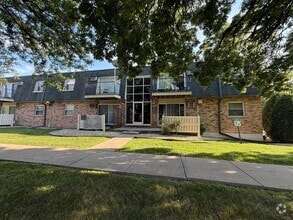 Building Photo - 9982 S 84th Terrace