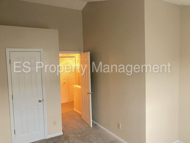 Building Photo - 6073 Wildcat Dr