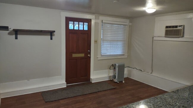 Foto del edificio - 521 T St