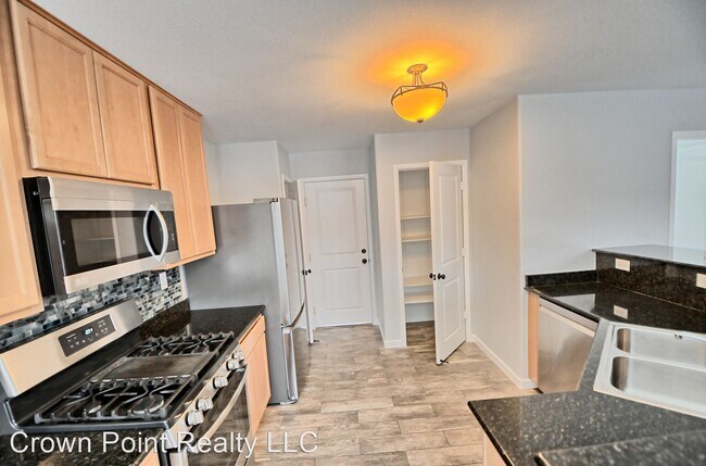 Building Photo - 2 br, 2.5 bath House - 3696 Via Geneva