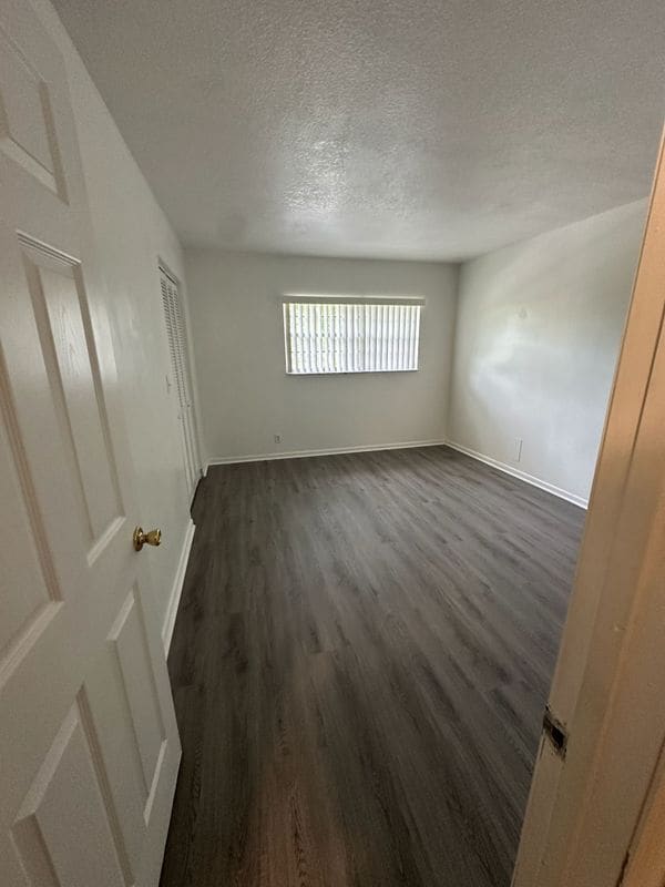Building Photo - 829 NW 46th Ave