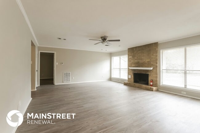 Building Photo - 1335 Westgreen Blvd