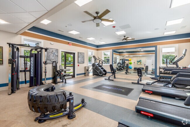Interior Photo - Acclaim at Hinsdale Lake