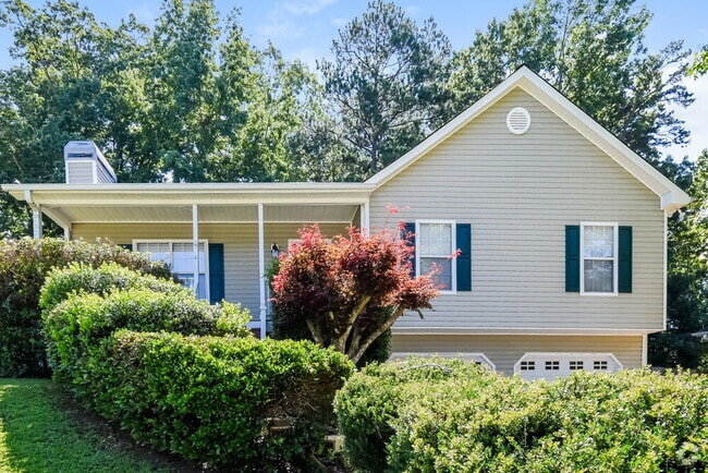 Building Photo - 313 Split Rail Way