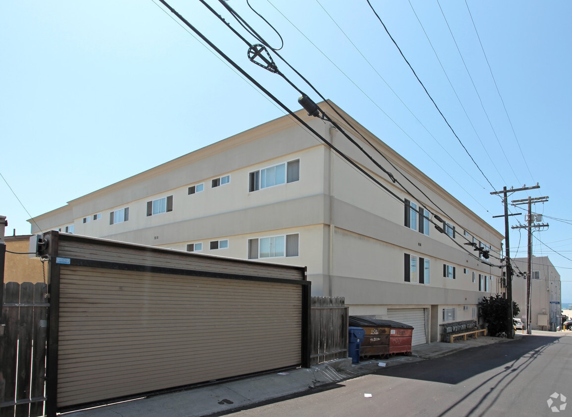 Building Photo - 21 Thornton Ave.