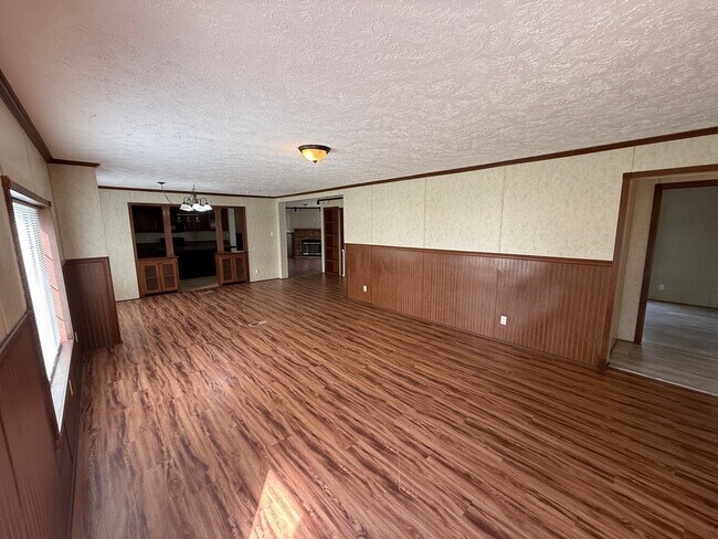 Foto del edificio - 9859 Shepherd Rd
