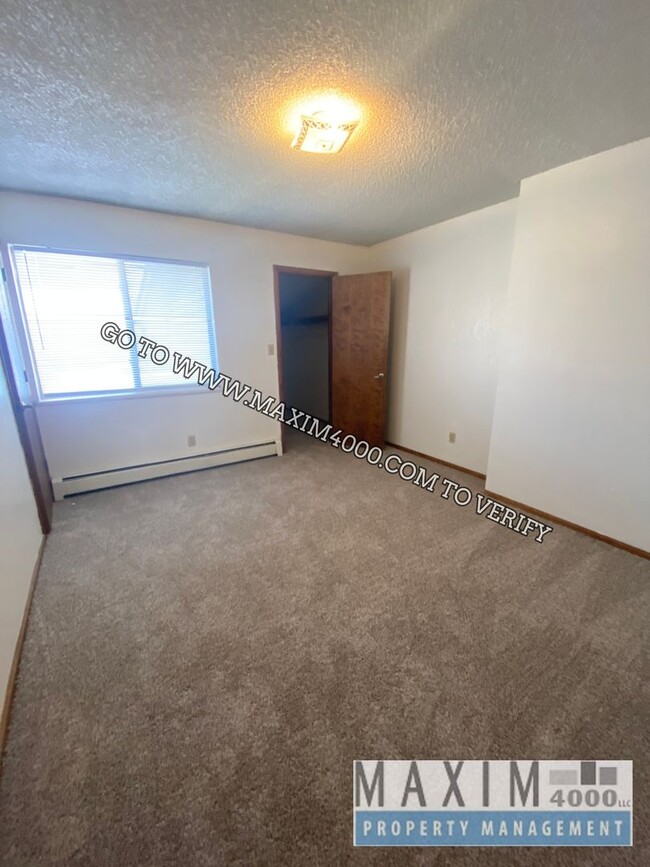 Foto del edificio - 2150 COLLEGE PLACE #13