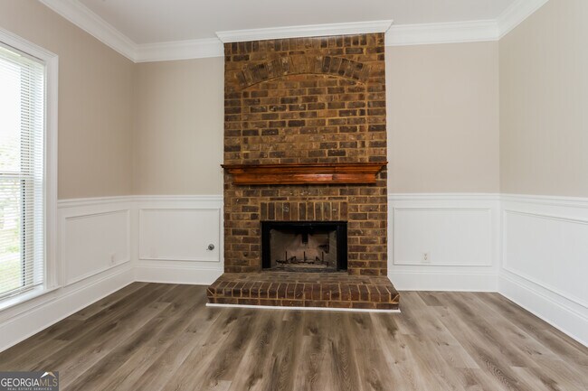 Foto del edificio - 6364 Flat Rock Ln