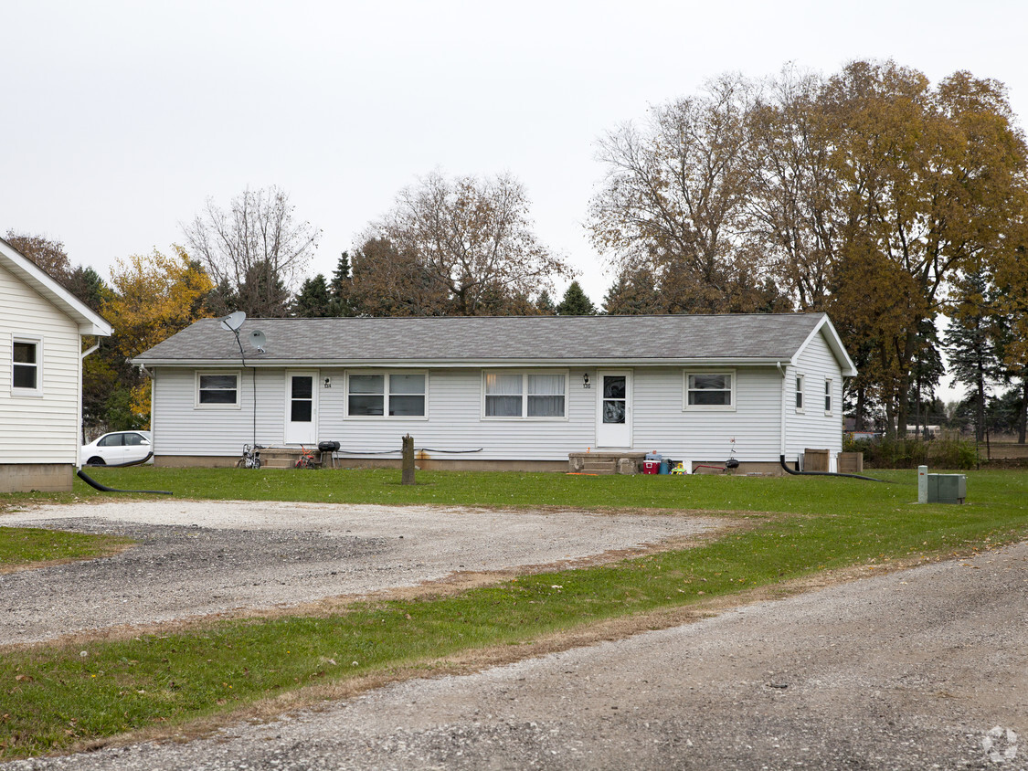 Building Photo - 122-125 Fauber Ln