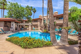 Building Photo - 10410 N Cave Creek Rd