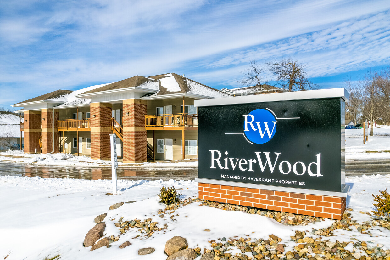 Riverwood - Apartments in Pleasant Hill, IA | Apartments.com