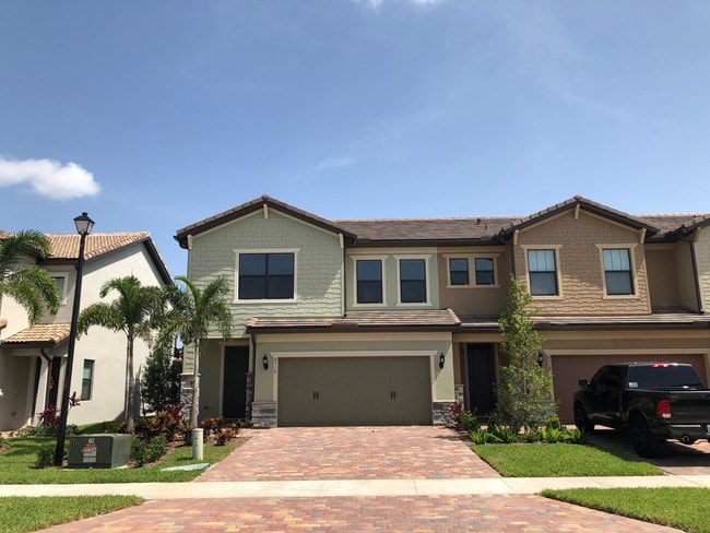 Building Photo - 4516 San Fratello Cir
