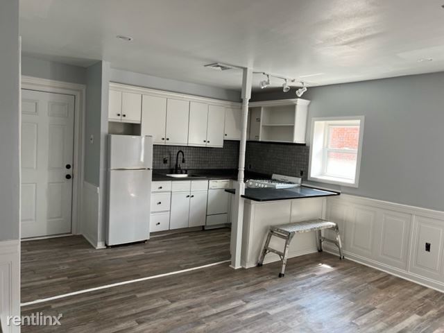 Foto del edificio - 1 br, 1 bath Duplex - 4506 Baker St 2nd floor