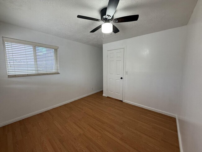 Photo - 2493 S 600 E Apartment