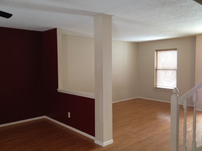 Foto del edificio - 4128 Doten Dr