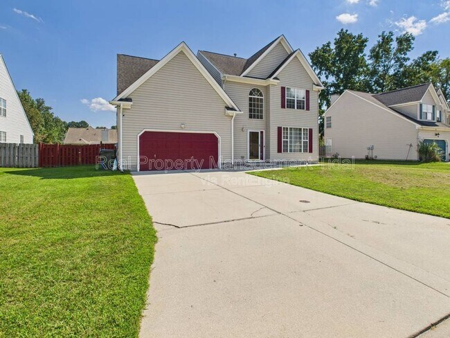 Foto del edificio - 1116 Fern Ln
