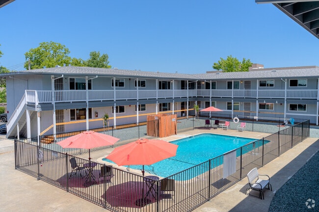 Primary Photo - Sunrise Apartments