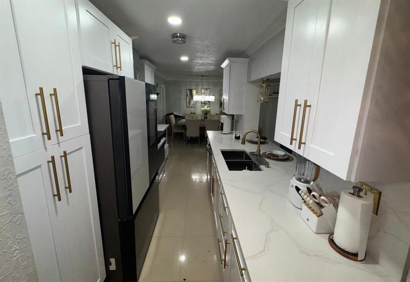 Foto principal - 6704 Inwood
